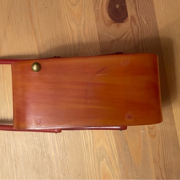 Vintage MCM 50s Amber Bakelite Lucite Purse Box Handbag Carved Lucite Top - Picture 13 of 16